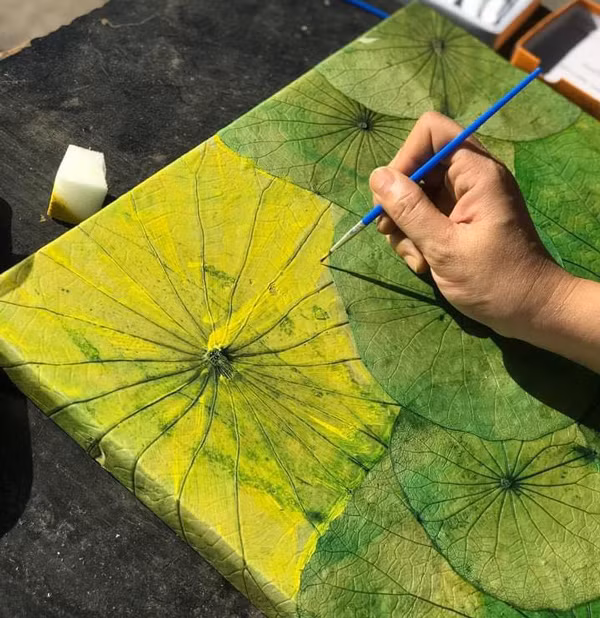 Lay la sen ve ve, 8X ban ca chuc trieu dong mot buc tranh-Hinh-2