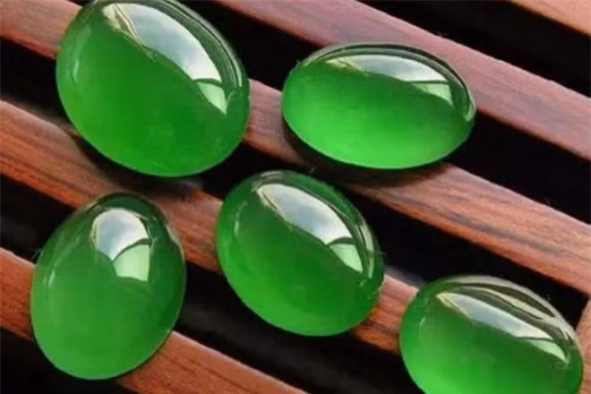 Tim duoc tang da cam thach, lao nong dem tham dinh roi bat khoc-Hinh-2