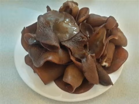 2 thảo dược dễ kiếm là “thần dược” trị chứng đau cổ vai gáy 2 thao duoc de kiem la “than duoc” tri chung dau co vai gay