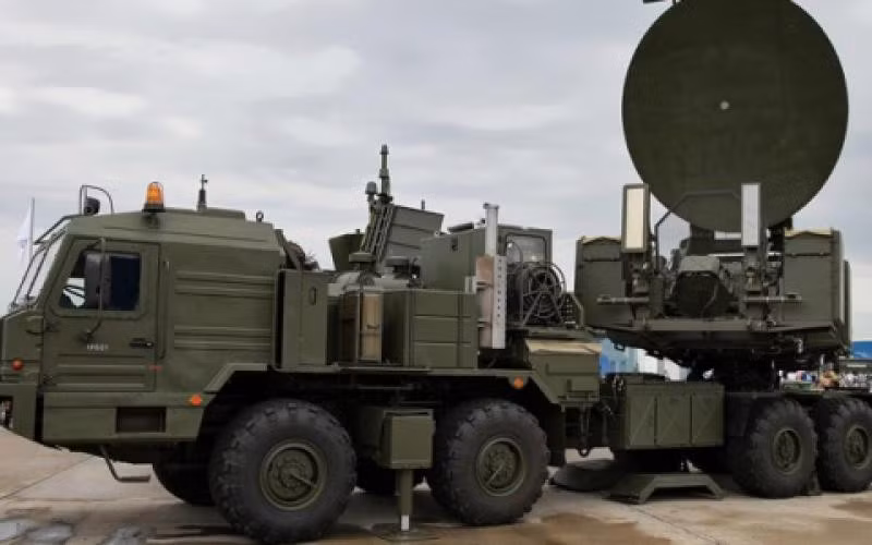 Mỹ đã phải đối phó với các tổ hợp EW của Nga ở Syria một cách thụ động, nhưng họ vẫn không thể ngăn được việc máy bay không người lái tự động rơi, hay thiết bị điện tử của máy bay chiến đấu bị hư hại.