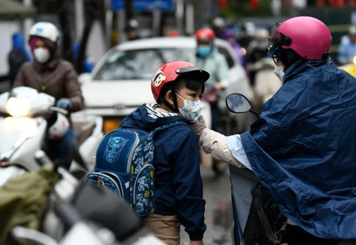 Do ảnh hưởng của không khí lạnh, nền nhiệt tại Hà Nội sáng nay (22/1) đã giảm xuống còn khoảng 12-14 độ C. Ảnh: Kinh tế đô thị