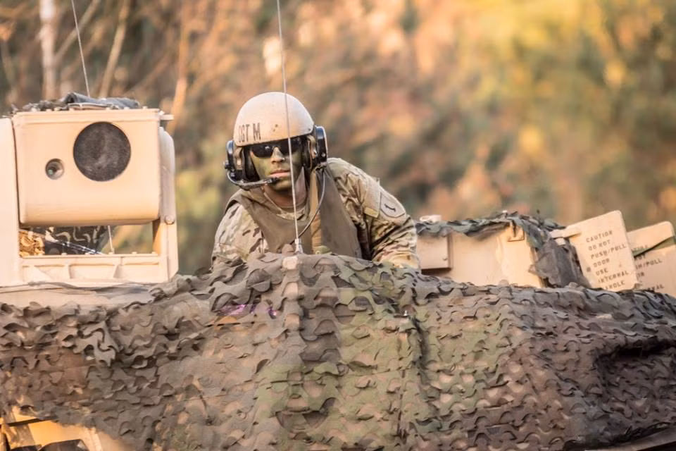 Kho vũ khí của Quân đội Ba Lan hiện tại là ví dụ tiêu biểu cho sự kết hợp công nghệ quân sự giữa Liên Xô và NATO với trang thiết bị không hề đồng nhất hiện đang được sử dụng song song trong quân đội nước này. Nguồn ảnh: BQP Ba Lan.