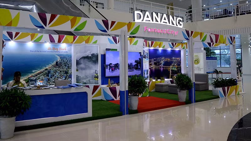 Tat bat ngay dau o dai ban doanh truyen thong APEC-Hinh-14