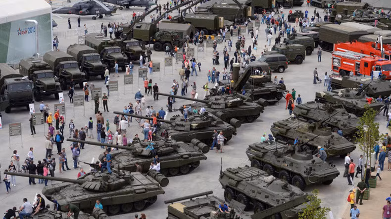 Chương trình vũ khí mới của Nga được kỳ vọng sẽ tạo ra được thế cân bằng giữa mọi lực lượng của Nga với những cán cân quân sự khác trên thế giới như Mỹ và Trung Quốc. Nguồn ảnh: RT.