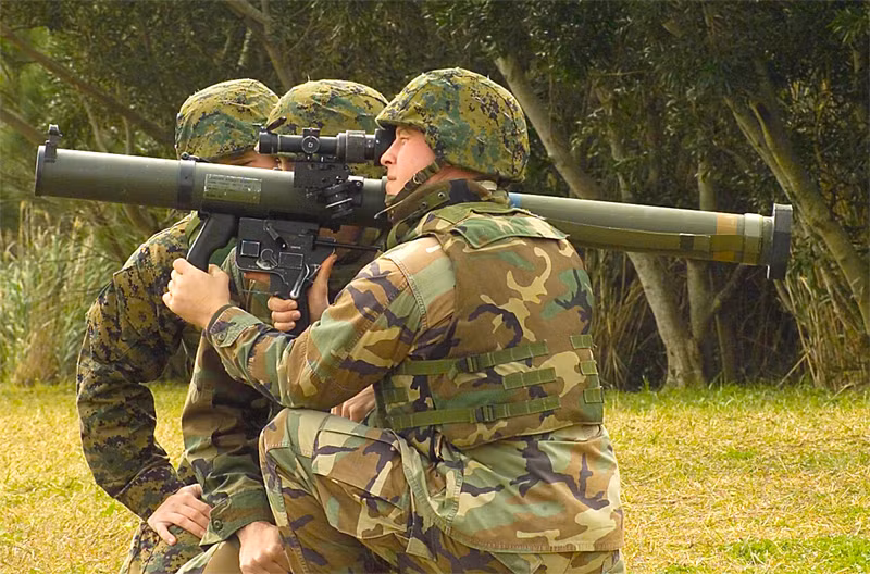 Theo Sputnik đưa tin, Quân đội Mỹ hiện đang có kế hoạch thay đổi mẫu súng chống tăng tiêu chuẩn của mình là SMAW vốn đã được nằm trong biên chế quân đội nước này từ năm 1984 tới nay bằng một loại súng chống tăng mới hiện đại hơn. Nguồn ảnh: Wiki.