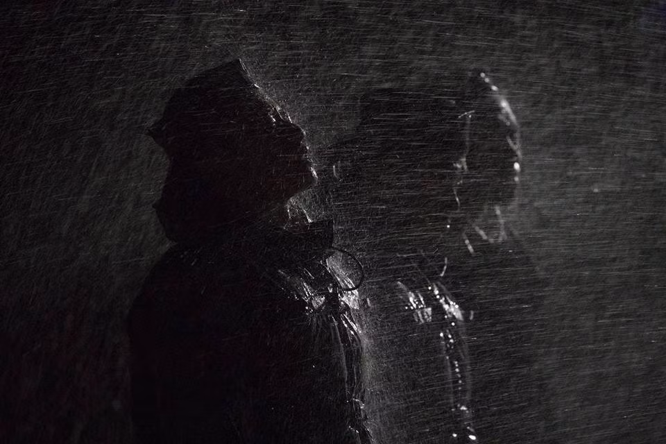 Mặc dù giáo trình huấn luyện Thủy quân Lục chiến (TQLC) Hàn Quốc được sao chép lại gần như y nguyên giáo trình huyến luyện Thủy quân Lục chiến Mỹ, tuy nhiên do người Hàn Quốc có thể hình nhỏ và sức chịu đựng kém hơn nên đối với các tân binh TQLC Hàn Quốc chương trình huấn luyện này là một thử thách rất lớn đối với họ. Nguồn ảnh: ROKMC.