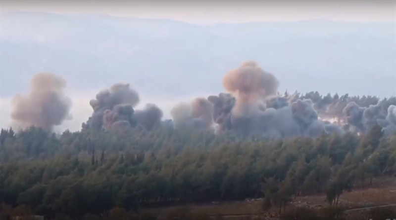 Bom KAB-500S-E có thể tiêu diệt mục tiêu với toạ độ đã biết trước hoặc được các máy bay mang chúng cung cấp khi chuẩn bị thả bom. Ngòi nổ được cấu tạo tiếp xúc với 3 loại giữ chậm.