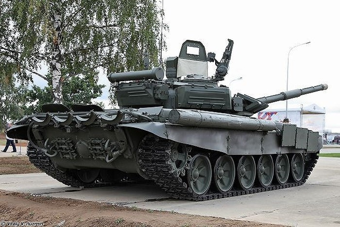 Chuyên gia Viktor Murakhovsky cho biết thêm rằng, việc T-72B3M xuất hiện tại Kaliningrad là điều hết sức cần thiết khi những cỗ tăng thế hệ mới Armata chưa sẵn sàng. Đặc biệt, bên kia chiến tuyến là Ba Lan cũng chuẩn bị được tiếp nhận K2 Black Panther - dòng tăng được đánh giá mạnh hàng đâu hiện nay.