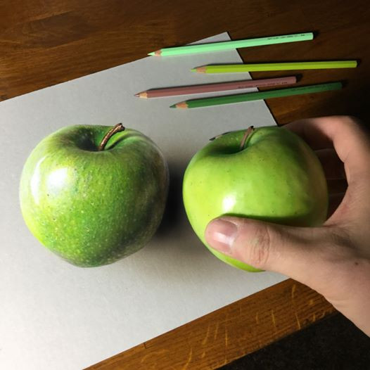 Ngay khi còn nhỏ, Marcello đã có sở trường về vẽ siêu thực. Anh luôn cố gắng hết sức để bắt chước thực tế, khiến mọi người kinh ngạc với những bức ảnh độc lạ.