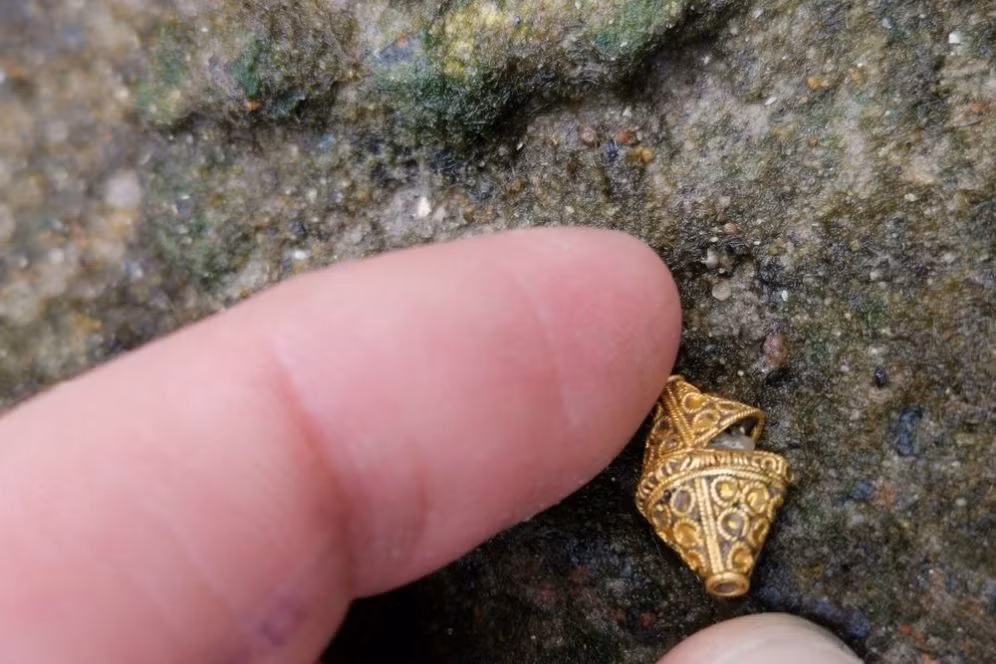 Di dao, dot nhien da phai di vat ngan nam, tro thanh trieu phu