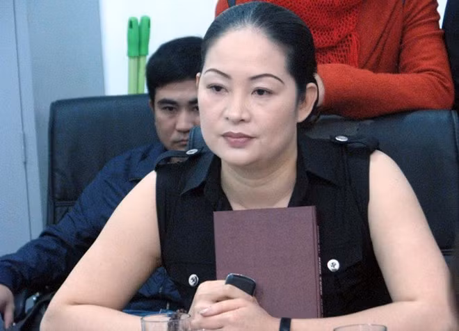 Nu giam doc lua ban du an lay hon 7 ty dong