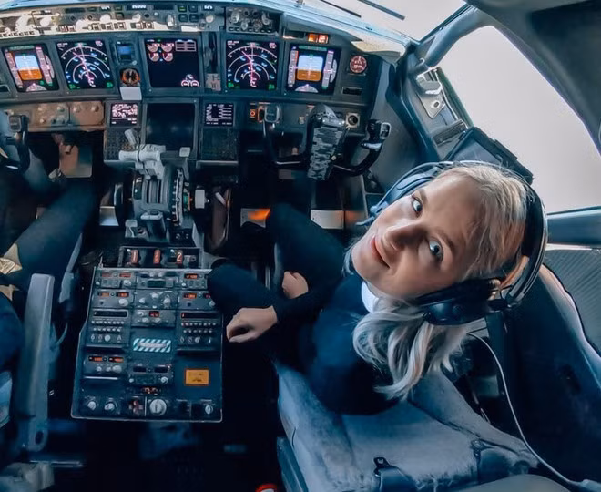 Fagerström nói rằng phi công chỉ có thể thư giãn khi máy bay ở trong khu vực thời tiết tốt hoặc đã đạt đến độ cao ổn định.