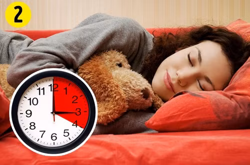 Ngủ giấc ngắn sau uống một tách cà phê: Các nhà khoa học đã phát hiện ra rằng ngủ giấc ngắn sau khi uống một tách cà phê mang lại lợi ích sức khỏe cho cơ thể bạn. Nghiên cứu chỉ ra rằng, ngay sau khi uống cà phê rồi có một giấc ngủ trưa ngắn, bạn sẽ ngủ ngon hơn. Đây là một trong những bí kíp sống khỏe mà bạn có thể dễ dàng thực hiện. Ảnh: Depositphotos.