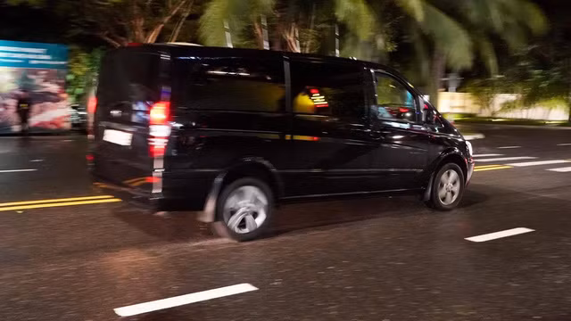 Ngam doan sieu xe Tong thong Putin tren duong pho Da Nang-Hinh-3