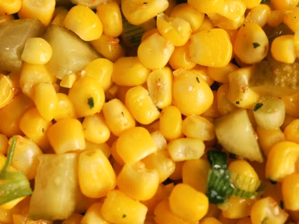 2. Giúp xương chắc khỏe: Món ngô rất giàu mangan, kẽm và đồng, các dưỡng chất giúp tăng sức mạnh tổng thể cho cơ thể và củng cố hệ xương vững chắc. Ảnh: Boldsky.