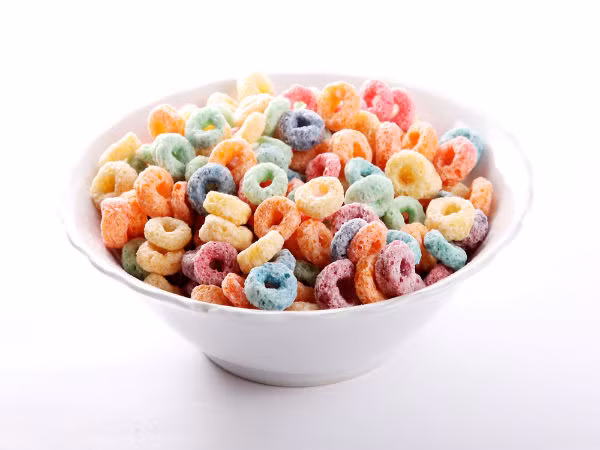 5. Ngũ cốc, bánh ngọt: Những loại ngũ cốc này được chế biến chứa nhiều carbs hơn bất cứ thứ gì khác. Ngoài ra, chúng chứa ít chất đạm, là chất dinh dưỡng có trách nhiệm giữ mức đường trong máu ổn định. Đây là một trong những thức ăn bệnh nhân tiểu đường nên tránh. Ảnh: Boldsky.