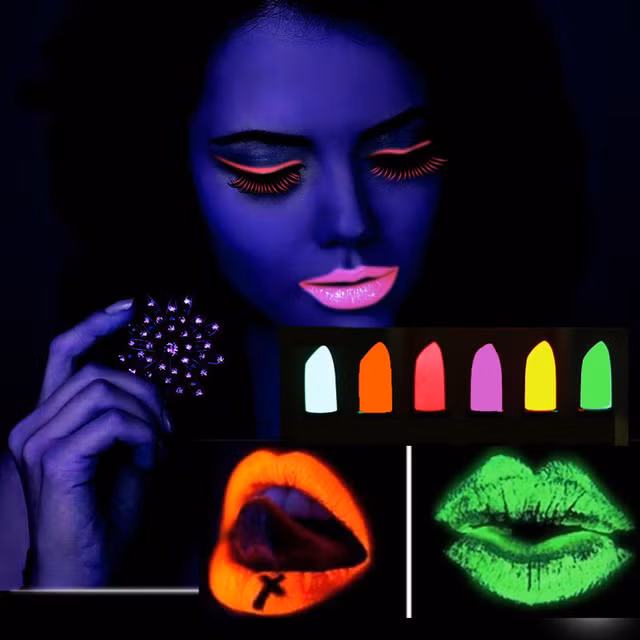 Trên thị trường có không ít mỹ phẩm dạ quang với giá rất rẻ, chỉ vài chục nghìn đồng. Trên thị trường có không ít mỹ phẩm dạ quang với giá rất rẻ, chỉ vài chục nghìn đồng.