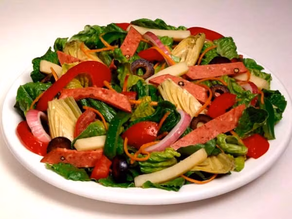 Có một số thực phẩm lành mạnh mà bạn chỉ nên ăn với mức độ vừa phải. Nếu tiêu thụ quá nhiều và quá thường xuyên có thể gây hại cho sức khỏe. Ảnh: Boldsky.