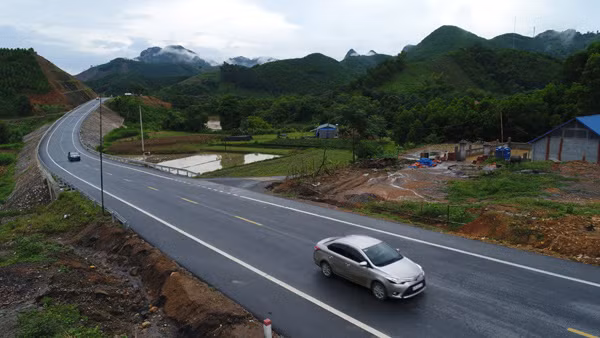 Doanh nghiep 'doa' dong duong cao toc Thai Nguyen - Cho Moi