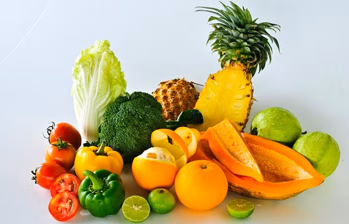 10. Vitamin C: Vitamin C là một chất dinh dưỡng thiết yếu có chứa một lượng đáng kể các tính chất chống oxy hoá. Nó làm acid hóa bàng quang và giúp ngăn ngừa sự phát triển của vi khuẩn. Bổ sung các thực phẩm chứa vitamin C như cam, ổi, dứa…vào chế độ ăn hàng ngày của bạn hoặc chọn một loại vitamin C bổ sung để loại bỏ sớm chứng đi tiểu đục và UTI. Ảnh: Shutterstock.