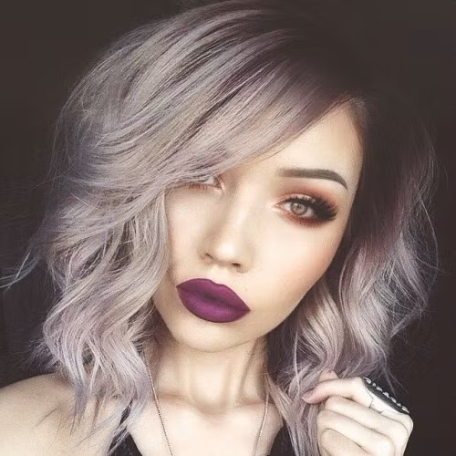 Tóc ngang vai tạo sóng khối tự nhiên, tạo cảm giác dày dặn nhưng cũng không kém phần cá tính. Kiểu tóc này được rất nhiều bạn trẻ yêu thích trong năm nay. Ảnh: Internet.