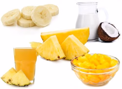 1, Sinh tố hoa quả sữa dừa: Đây không chỉ là bữa sáng nhanh giàu chất dinh dưỡng mà còn tốt cho những ai đang muốn giảm cân. Thành phần gồm ½ cốc nước cốt dừa, ¼ chén nước ép dứa, ½ chén dứa đông lạnh, ½ quả quả chuối đông lạnh, ¼ chén xoài đông lạnh. Cách làm rất đơn giản. Bạn chỉ cần bỏ tất cả nguyên liệu vào máy xay sinh tố và xay cho đến khi mịn rồi đổ ra cốc thưởng thức bữa sáng. Ảnh: Eatthis.