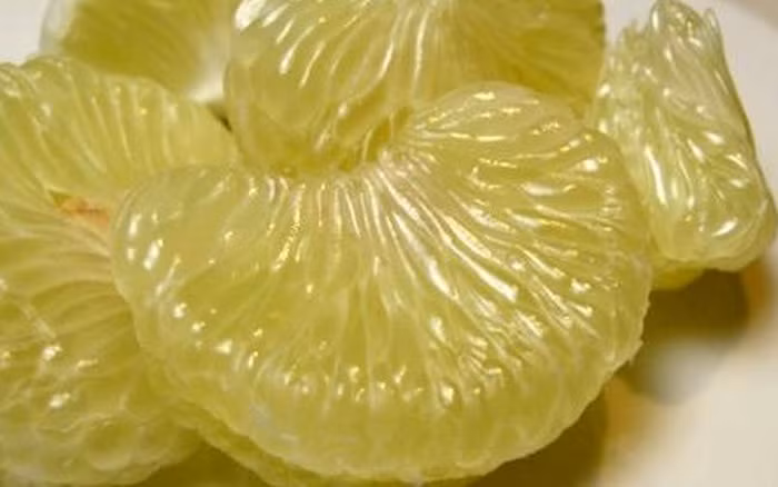 Bưởi: Trái cây có tác dụng giải độc này giúp gan đốt cháy chất béo. Bạn sẽ cảm thấy sảng khoái, thoải mái sau một vài giờ tiêu thụ bưởi hoặc nước ép bưởi. Ảnh: Internet.