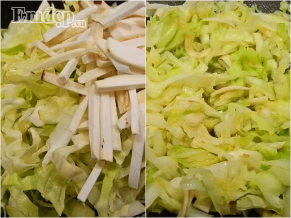 Bước 5: Vẫn chảo đó, cho bắp cải + nấm vào xào cùng, cho vào 1 thìa cà phê hạt nêm, xào cho bắp cải chín tới.