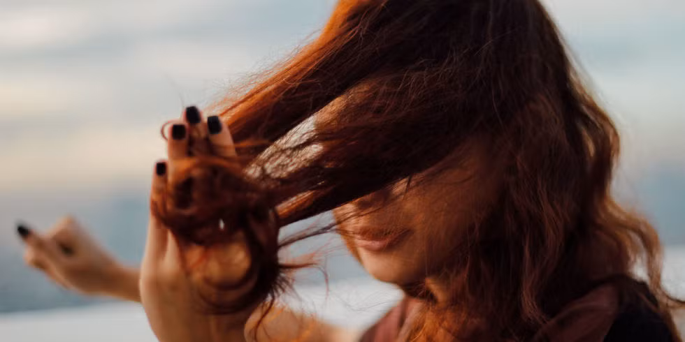 Gần một phần mười phụ nữ trong độ tuổi từ 20 đến 49 bị thiếu máu, một trong những nguyên nhân rụng tóc. Ảnh: Getty.