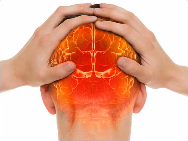 Lòng trắng trứng hỗ trợ thần kinh và chức năng não cũng như giúp giải độc. Ảnh: Boldsky.