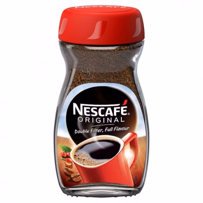 Tháng 8/2015, chủ sở hữu Nescafe Nestle đã công bố loại cà phê hòa tan Nescafe "mới và cải tiến". Người tiêu dùng tỏ ra không hài lòng và cho rằng loại cà phê hòa tan mới có vị như máy rửa chén. Ảnh: BS.