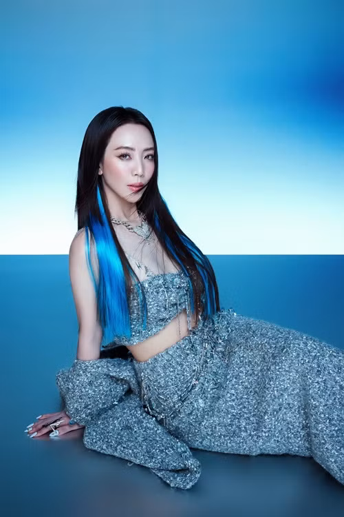 Vợ chồng Thu Trang cũng kinh doanh mỹ phẩm, nhà hàng, spa. Phía Thu Trang còn đắt show quảng cáo. Có tin đồn cát-sê của Thu Trang là 120 triệu để quay review, chi phí sử dụng hình ảnh mỗi tháng phải trả thêm 45 triệu. Ảnh: FBNV.