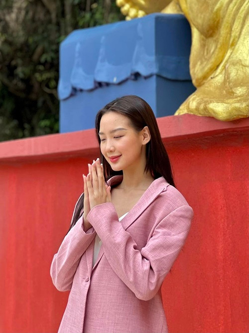 Hoa hậu Bảo Ngọc có chuyến công tác ở Malaysia dịp lễ.