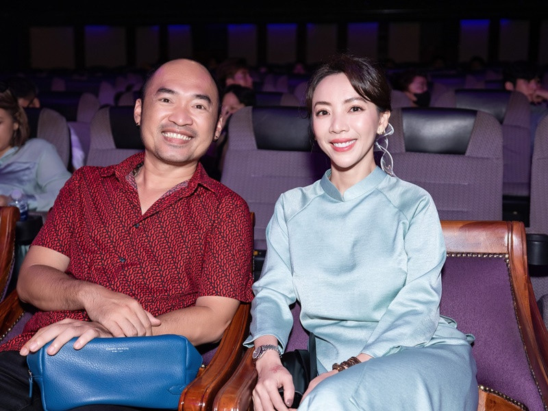 Theo Người Lao Động, TAND TP Thủ Đức (TP HCM) cho biết, đầu tháng 8, cơ quan này đã thụ lý vụ án tranh chấp hợp đồng hợp tác đầu tư giữa nguyên đơn là Công ty TNHH Thương mại Dịch vụ Vận tải Bảo Trinh (Công ty Bảo Trinh) với bị đơn là Công ty TNHH Giải trí Tổng hợp Thu Trang của Thu Trang - Tiến Luật. Nguyên đơn cho rằng sau khi phim Dân chơi không sợ con rơi kết thúc trình chiếu tại rạp, công ty của vợ chồng Thu Trang trì hoãn việc hoàn trả vốn góp và phân chia lợi nhuận. Vì vậy, công ty Bảo Trinh khởi kiện vụ án.