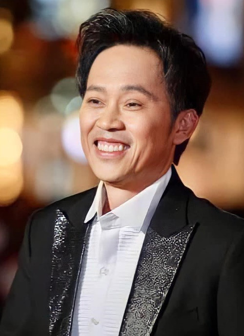 Giống vợ chồng Thủy Tiên, Hoài Linh cũng không có mặt trong phiên xét xử bà Hằng. Ảnh: FBNV.