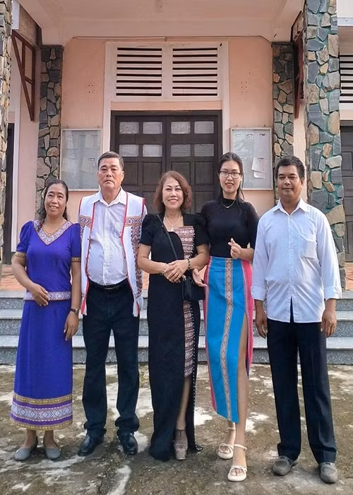 Cách đây 1 tháng, Siu Black lại chia sẻ thông tin sẽ làm đám cưới với chồng cũ. Ảnh: FBNV.