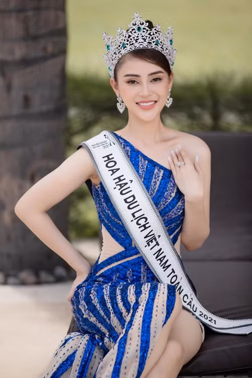 Cô thuộc nhóm thí sinh mạnh ở Miss Universe Vietnam 2023 trước khi dừng thi.