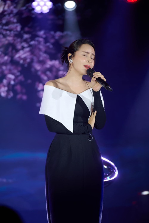 Mới đây, thông tin Lưu Hương Giang thi Chị đẹp đạp gió rẽ sóng gây chú ý.