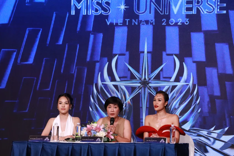 Ban giám khảo Miss Universe Vietnam 2023 hiện tại gồm: Bà Thúy Nga - Trưởng ban tổ chức, Top 11 Hoa hậu Thế giới 2015 Trần Ngọc Lan Khuê, người mẫu - MC Phương Mai và doanh nhân Chu Thị Hồng Anh. Ảnh: PLO.