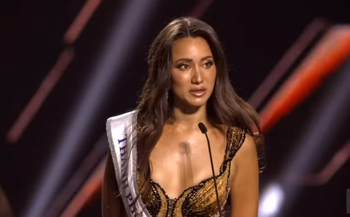 Bui Quynh Hoa dang quang Miss Universe Vietnam 2023