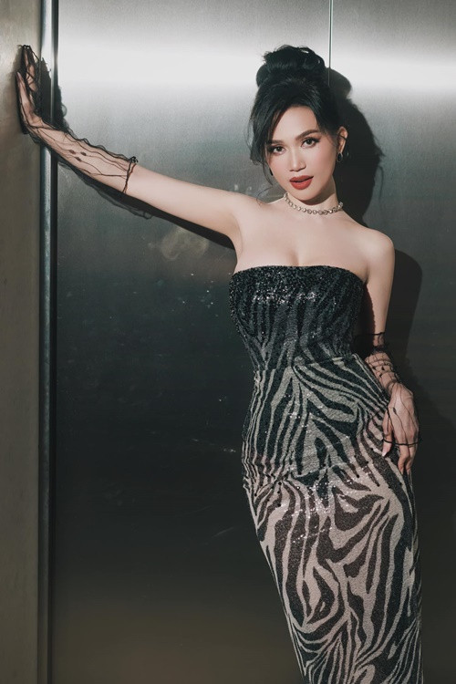 Sĩ Thanh làm phó chủ tịch một tập đoàn, trực tiếp điều hành một công ty hơn 30 nhân viên và quản lý các công ty con khác. Ảnh: FBNV.