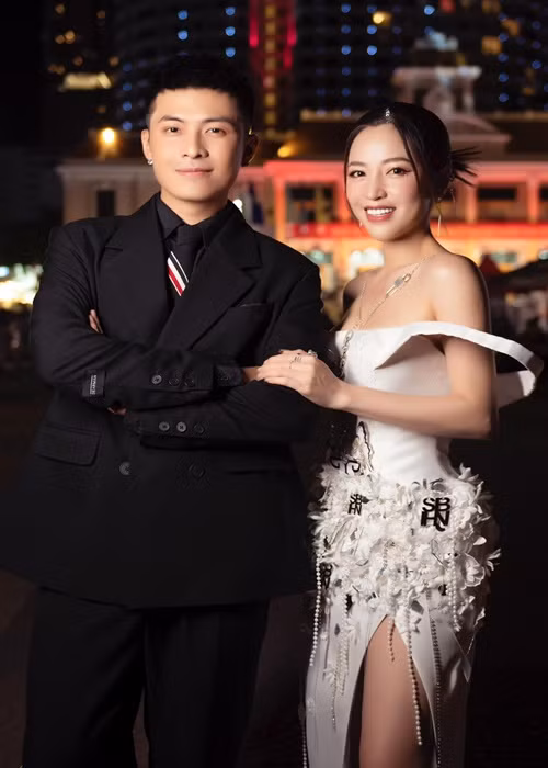 Sau 3 năm vướng nghi vấn hẹn hò, Puka - Gin Tuấn Kiệt vừa thừa nhận mối quan hệ tình cảm khiến người hâm mộ và nhiều đồng nghiệp vô cùng vui mừng.