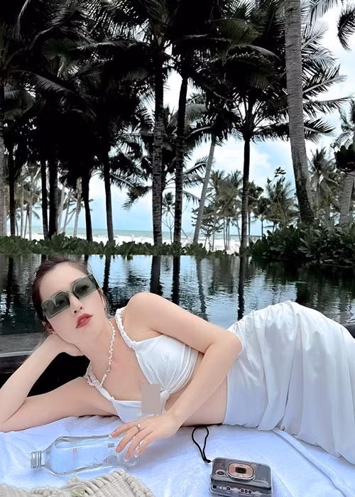 Cuộc sống của Puka đỡ khó khăn khi được diễn ở sân khấu hài và đi quay phim.