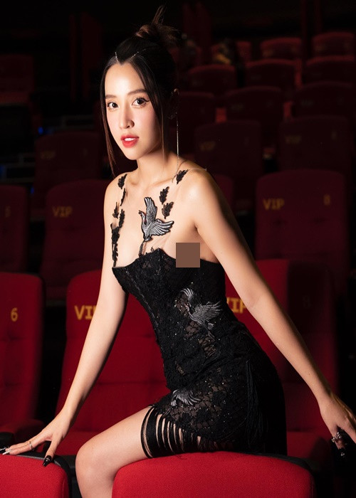 Puka sinh năm 1990, hơn Gin Tuấn Kiệt 4 tuổi.