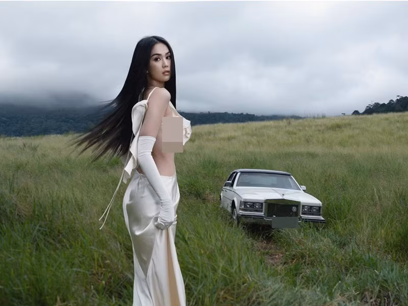 "Nữ hoàng nội y" chia sẻ: "Chúc mừng sinh nhật lần thứ 34 của tôi. Tôi chọn biến giai đoạn này của cuộc đời mình thành một giai đoạn tuyệt vời nhất".