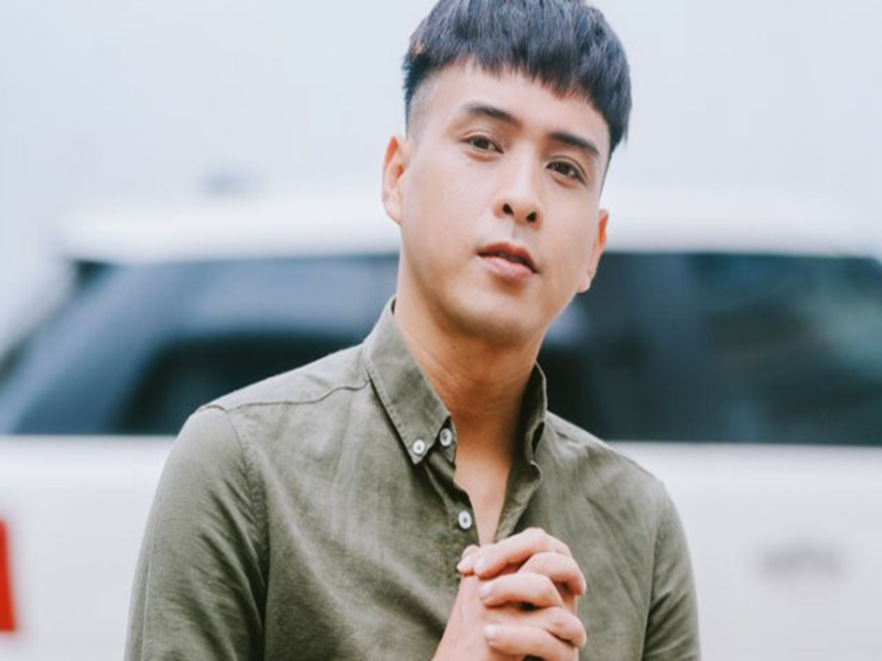 Hồ Quang Hiếu chia sẻ về cuộc hôn nhân cũ: "Cả hai không ràng buộc về con cái. Nói 2 tháng nhưng tôi sống cùng cô ấy được 10 ngày. Khi đó tôi tất bật chạy show kiếm tiền chi trả chi phí đám cưới. Khi cảm thấy không hòa hợp, chúng tôi cùng chọn cách giải thoát”. Ảnh: HTV.