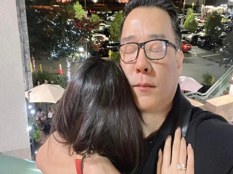 Anh cũng từng bày tỏ: "Tôi là người rất ít khi cười, khó có ai làm cho tôi cười được nhưng khi nói chuyện với Xuân, thời gian tôi cười bằng cả cuộc đời cộng lại".