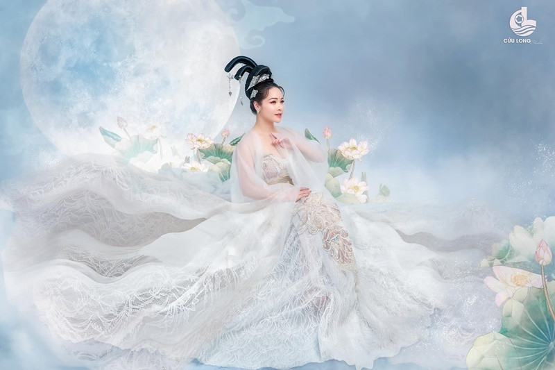 Mỗi năm, đúng ngày Trung thu, Nhật Kim Anh về thăm con trai.