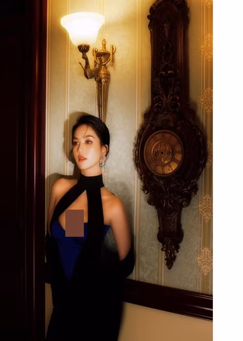 Chân dài gốc Trà Vinh chia sẻ, cô không sợ sinh con xong thì sức hút sẽ giảm. Năm 2019, Vũ Khắc Tiệp tiết lộ, Ngọc Trinh chuẩn bị có con. Người đẹp ban đầu đính chính sinh con năm 2020 nhưng sau đó lấp lửng “cũng chưa biết được”. Ảnh: FBNV.