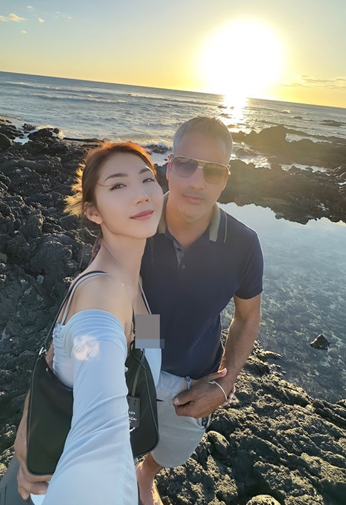 Cặp đôi có nhiều sở thích chung như ẩm thực, du lịch. Ảnh: Arttimes.
